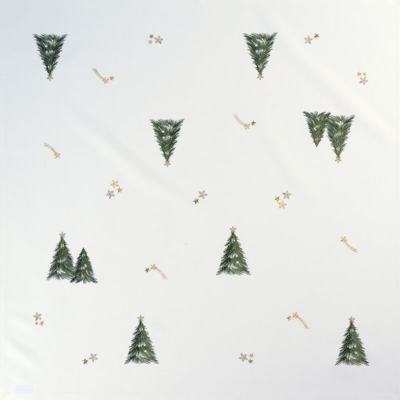 Fleckgeschtzte Mitteldecke mit Weihnachts-Stickereien Bild 2
