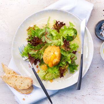 Produktbild fr '  Frittierte Eier auf Salat'