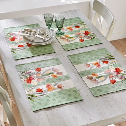 Produktbild fr 'Edle Gobelin-Tischsets mit frhlingshaftem Tulpenmotiv'